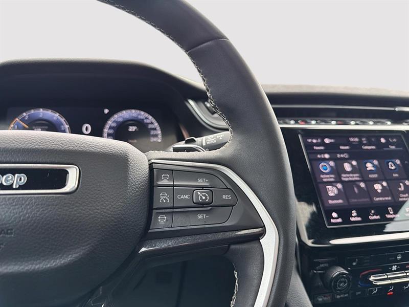 jeep Grand Cherokee 2023 - 26