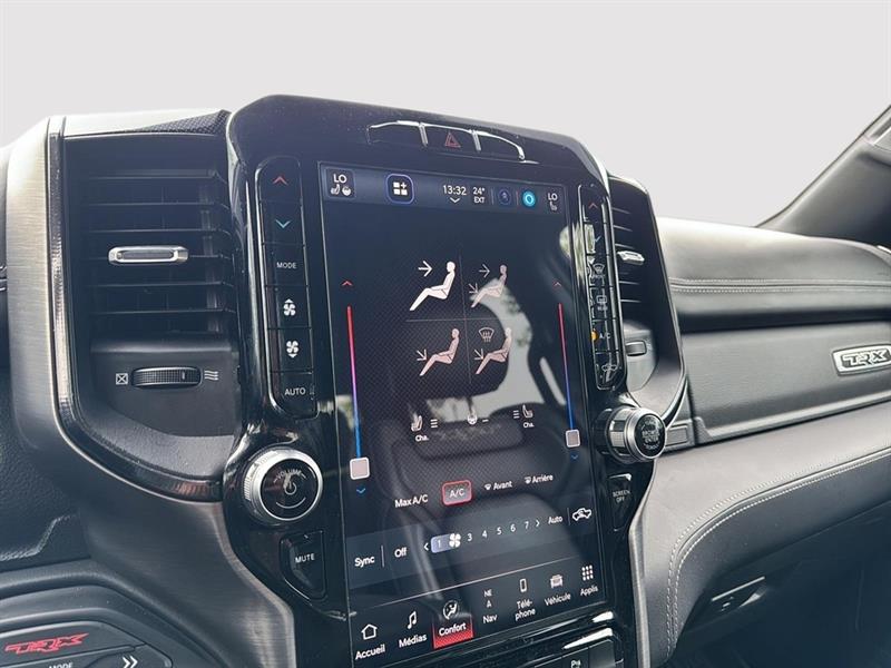 ram 1500 TRX 2022 - 32