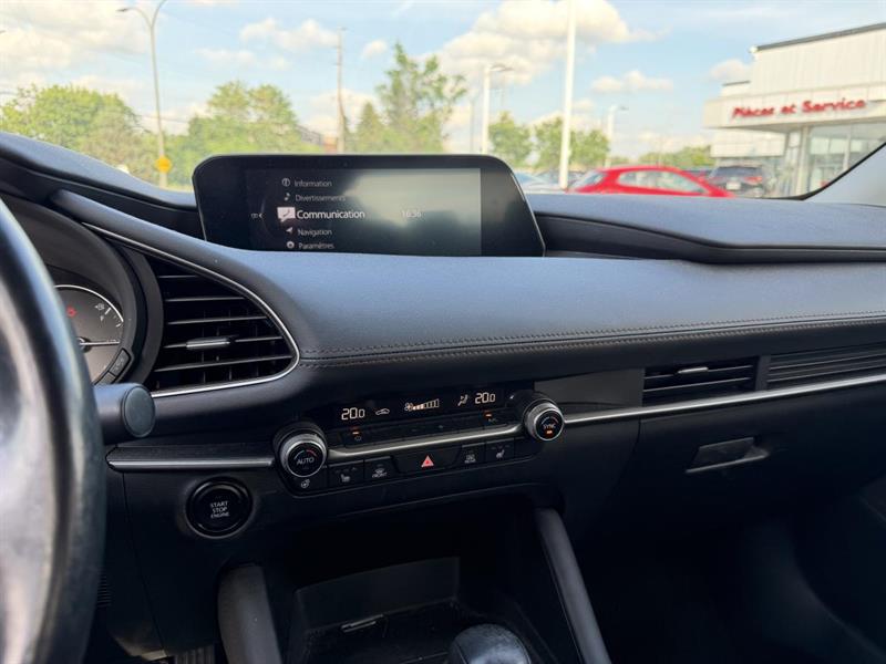 mazda Mazda3 2022 - 14