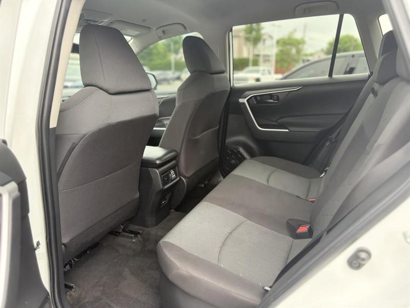 toyota RAV4 2023 - 9