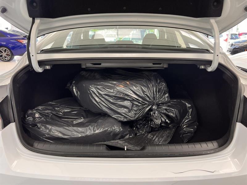 hyundai Elantra 2023 - 9