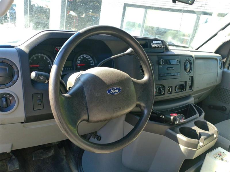 ford E-350 2011 - 10