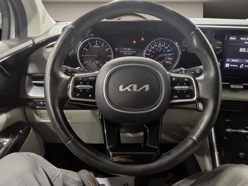 kia Carnival 2022 - 9