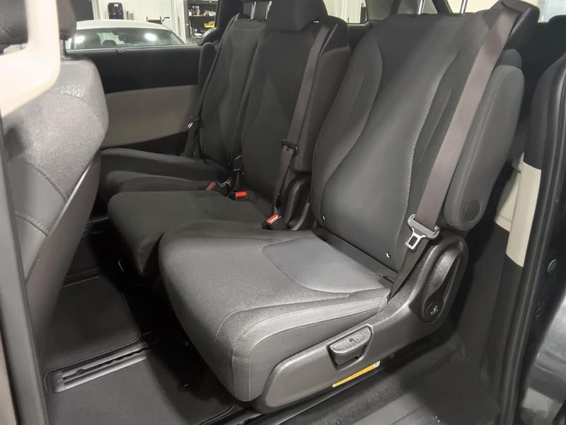kia Carnival 2023 - 23
