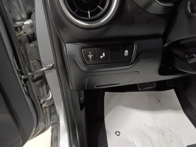 kia Forte5 2022 - 22