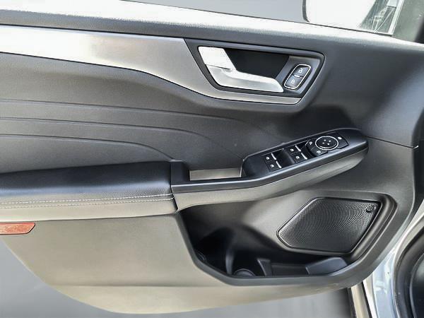 ford Escape 2023 - 10