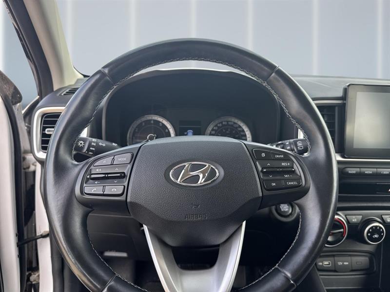 hyundai Venue 2022 - 16