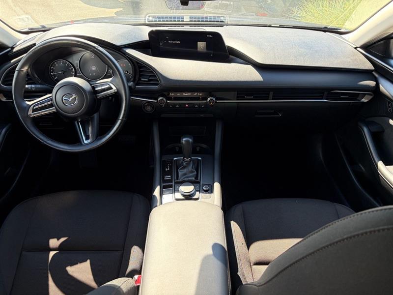 mazda Mazda3 2021 - 12