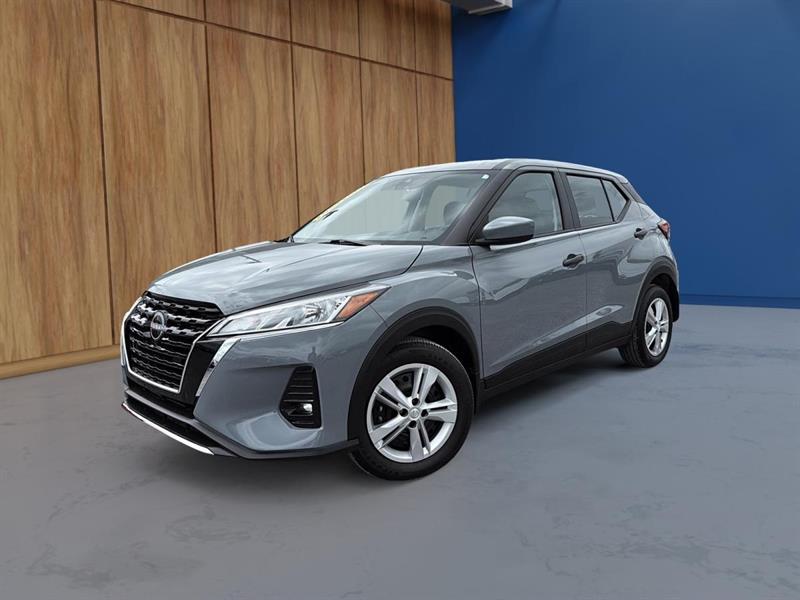 nissan Kicks Play 2025