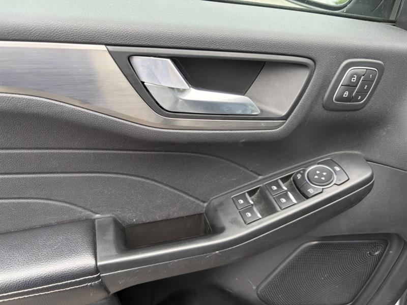 ford Escape 2022 - 13