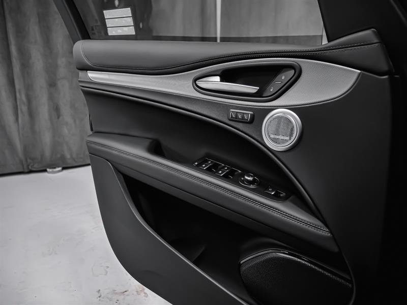 alfa romeo Stelvio 2026 - 9