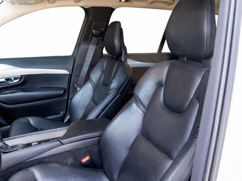 volvo XC90 2018 - 13