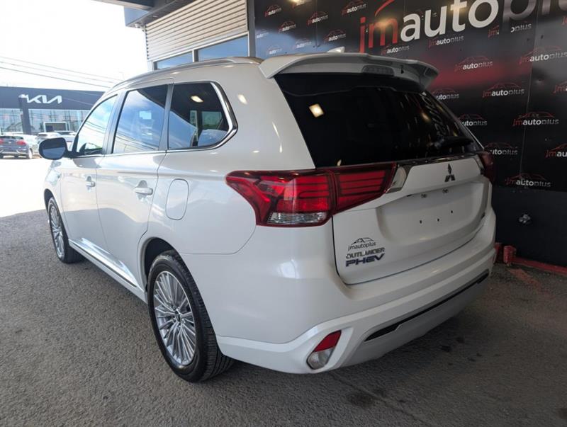 mitsubishi Outlander rechargeable 2022 - 11