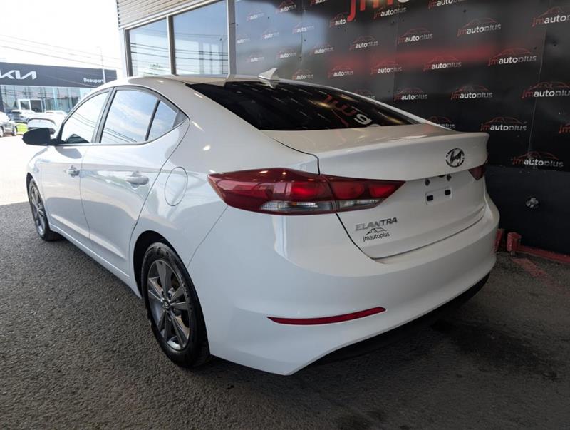 hyundai Elantra 2018 - 11