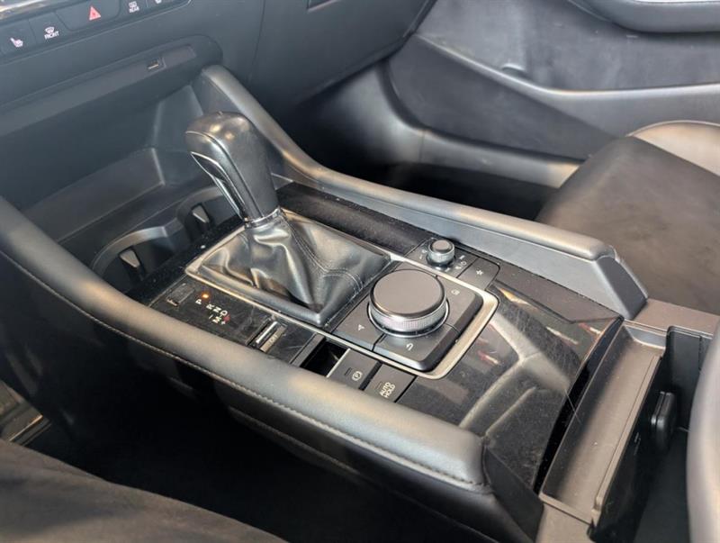 mazda Mazda3 2019 - 27