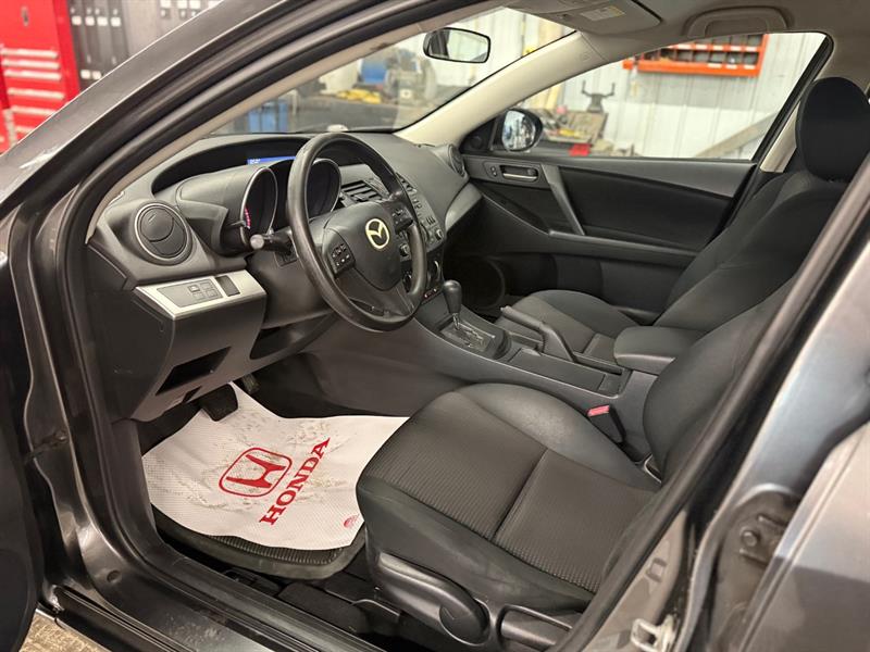 mazda Mazda3 2012 - 9