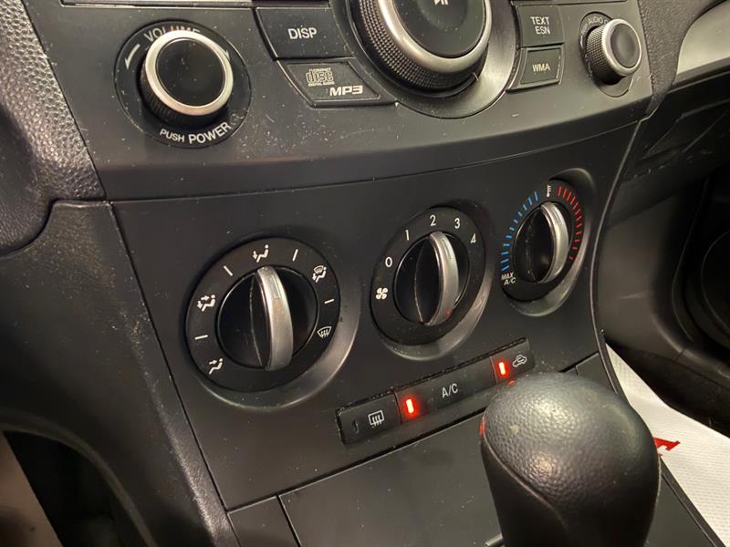 mazda Mazda3 2012 - 21