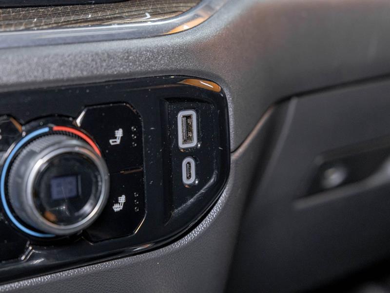 chevrolet Silverado 1500 2024 - 23