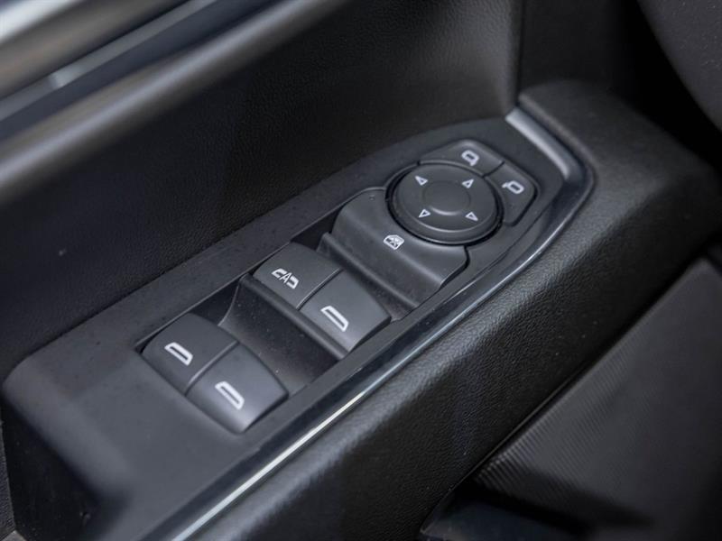chevrolet Silverado 1500 2024 - 27