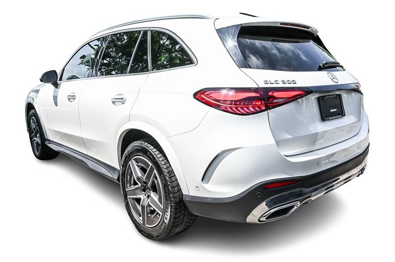 mercedes-benz GLC300 2023 - 8