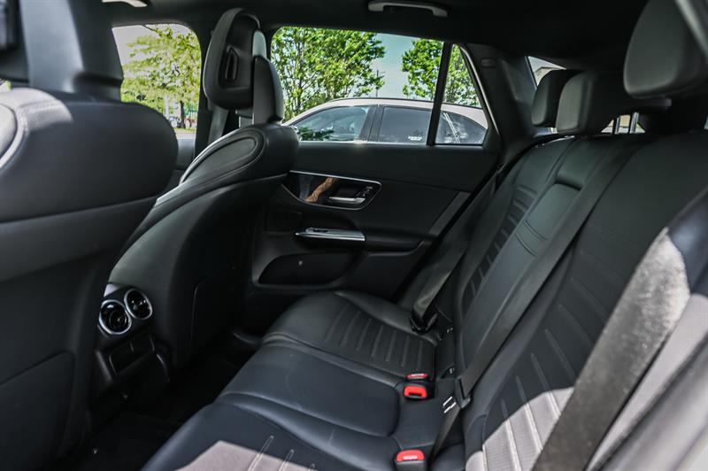 mercedes-benz GLC300 2023 - 24