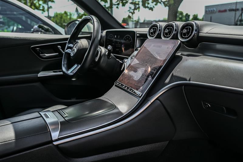 mercedes-benz GLC300 2023 - 28