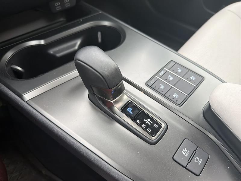 lexus UX 2025 - 28