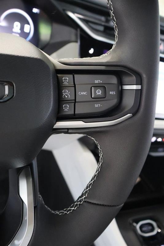 jeep Cherokee 2026 - 11