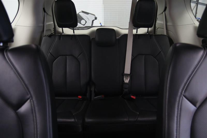 chrysler Pacifica 2023 - 10