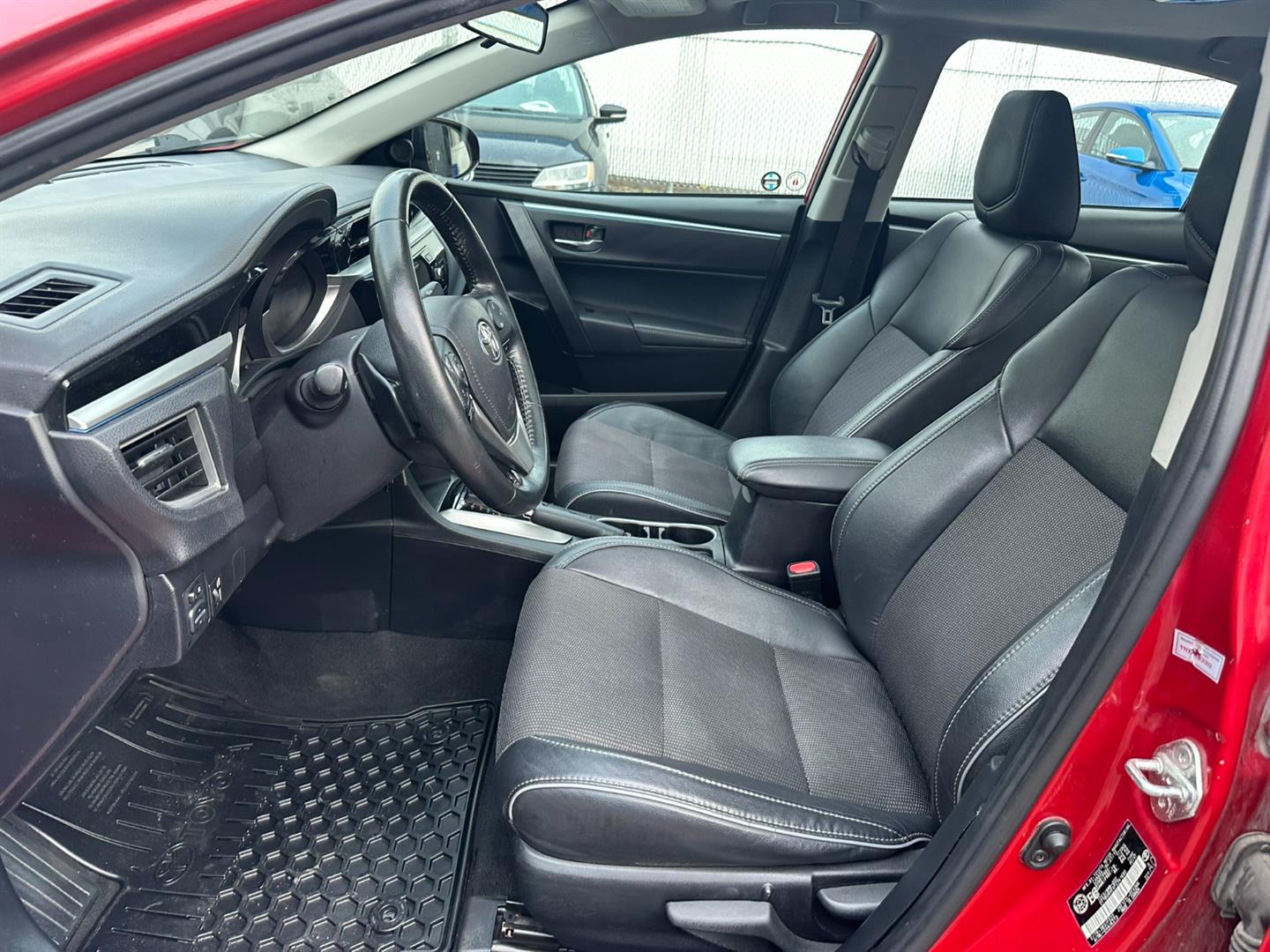 toyota Corolla 2015 - 10