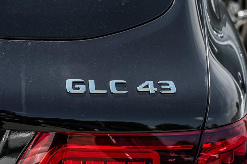 2022 Mercedes-Benz GLC - Image 6
