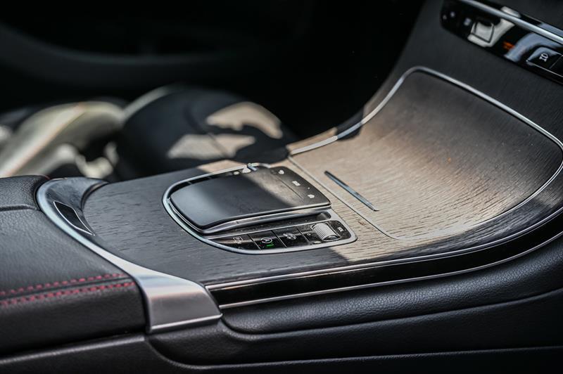 2022 Mercedes-Benz GLC - Image 27
