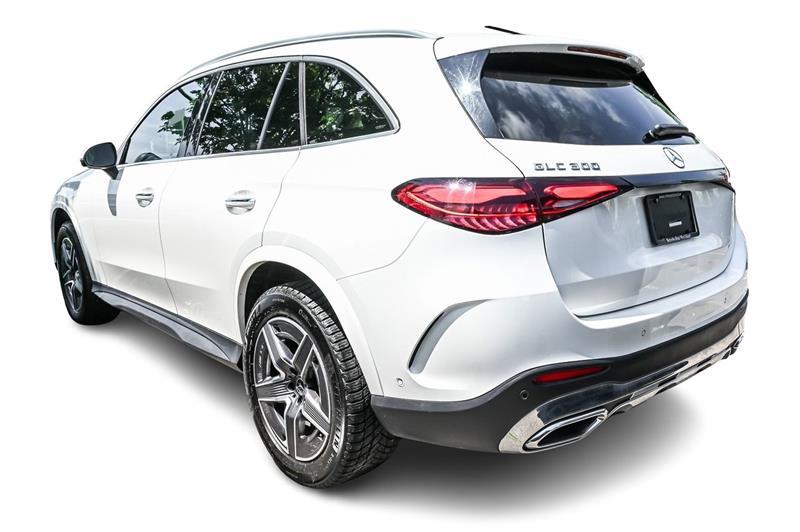 2023 Mercedes-Benz GLC - Image 8