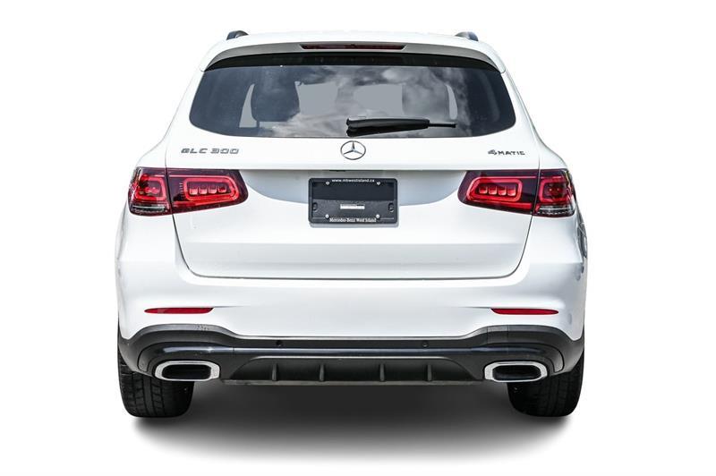 mercedes-benz GLC300 2022 - 8