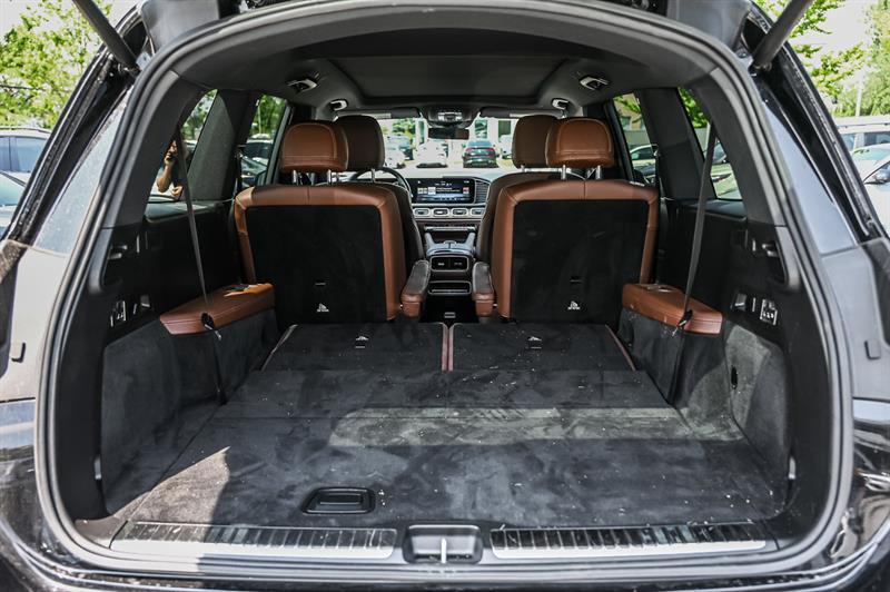 2025 Mercedes-Benz GLS - Image 16