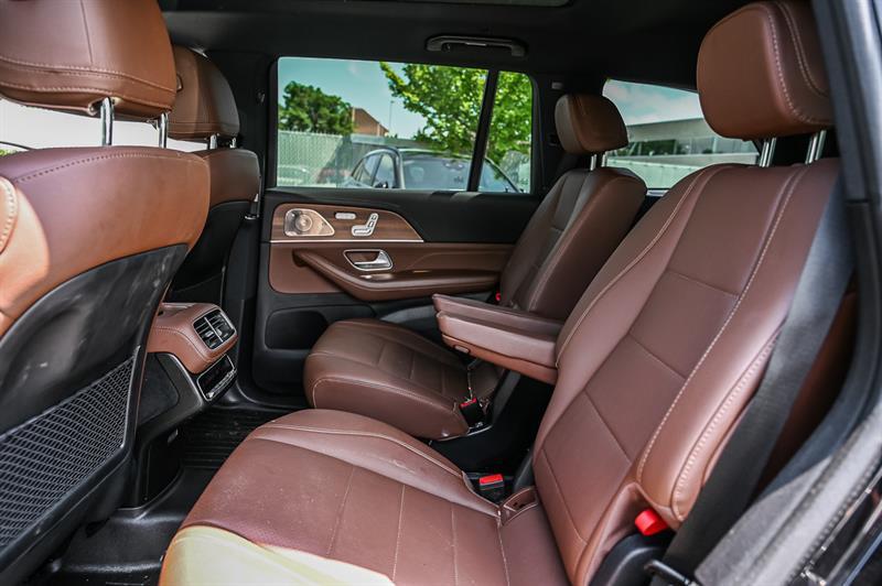 2025 Mercedes-Benz GLS - Image 28