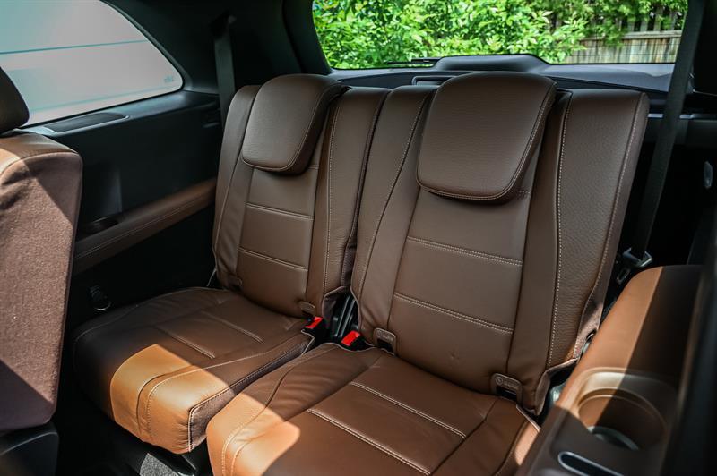 2026 Mercedes-Benz GLS - Image 12
