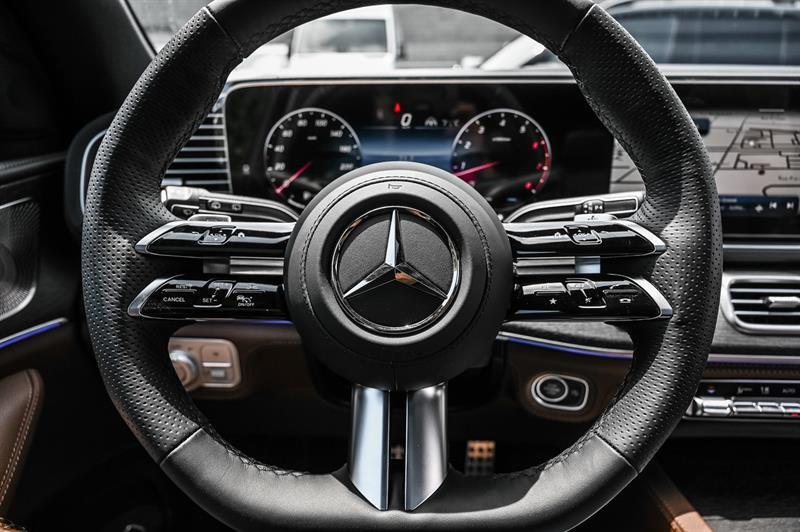 2026 Mercedes-Benz GLS - Image 18