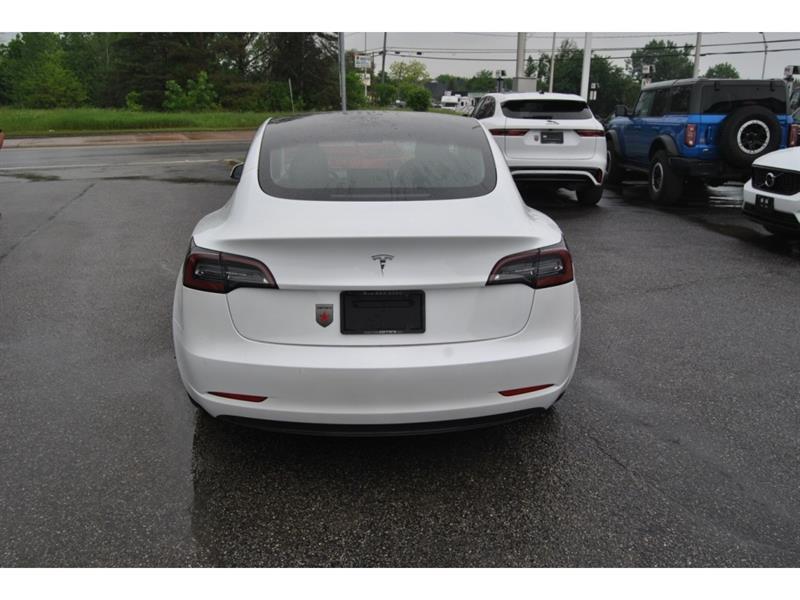 2021 Tesla Model 3 - Image 4