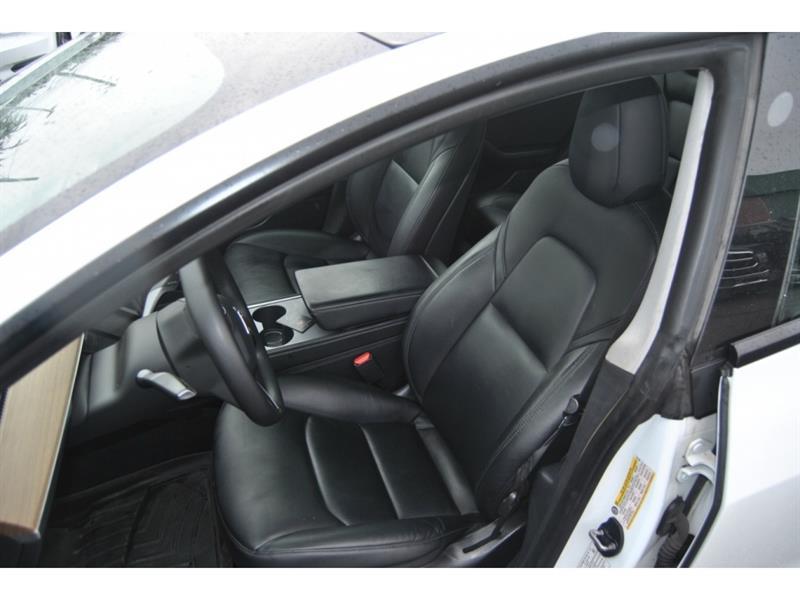 2021 Tesla Model 3 - Image 9