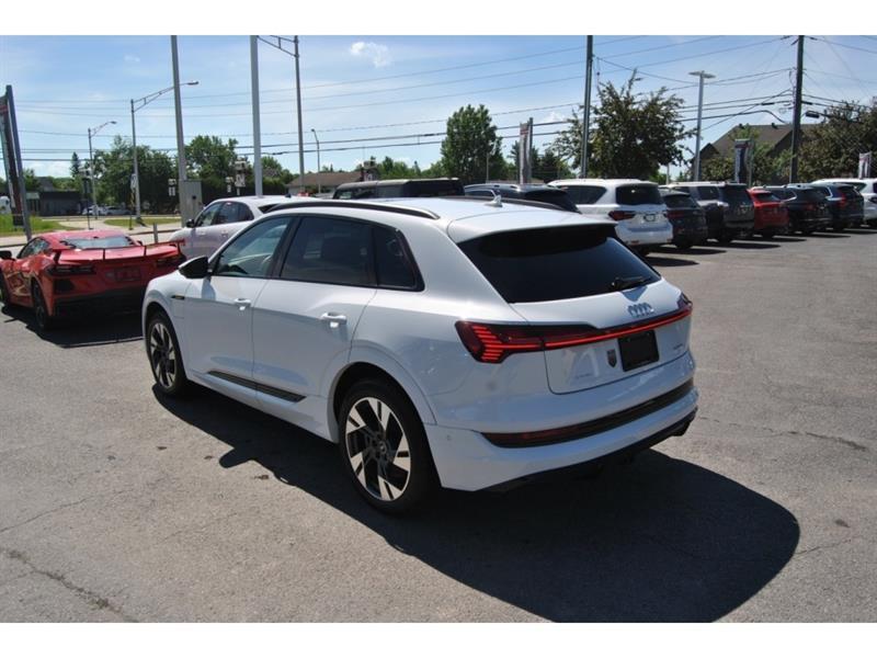 audi e-tron 2022 - 3