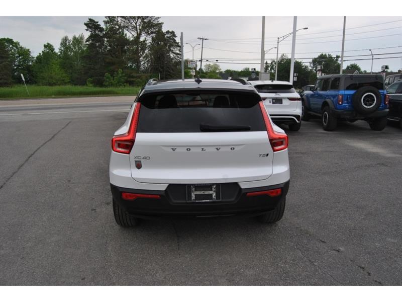 volvo XC40 2022 - 4