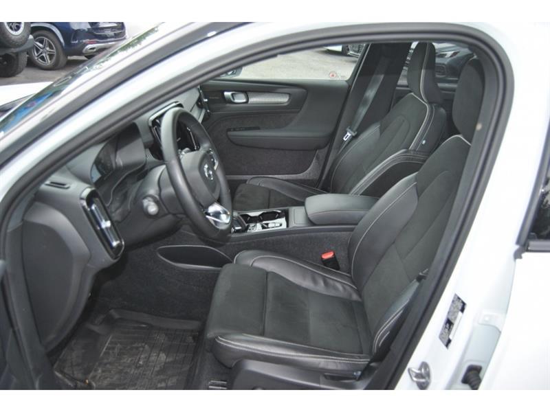 volvo XC40 2022 - 9