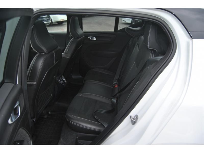 volvo XC40 2022 - 10
