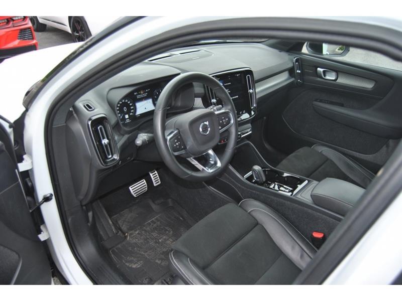 volvo XC40 2022 - 13