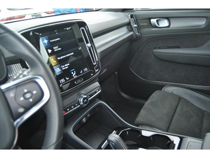 volvo XC40 2022 - 16
