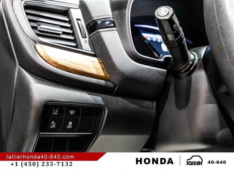 2017 Honda CR-V - Image 21