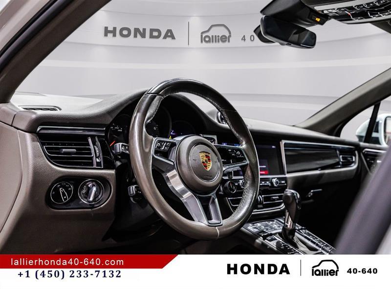 2021 Porsche Macan - Image 21