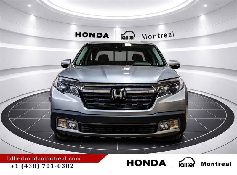 2019 Honda Ridgeline - Image 2