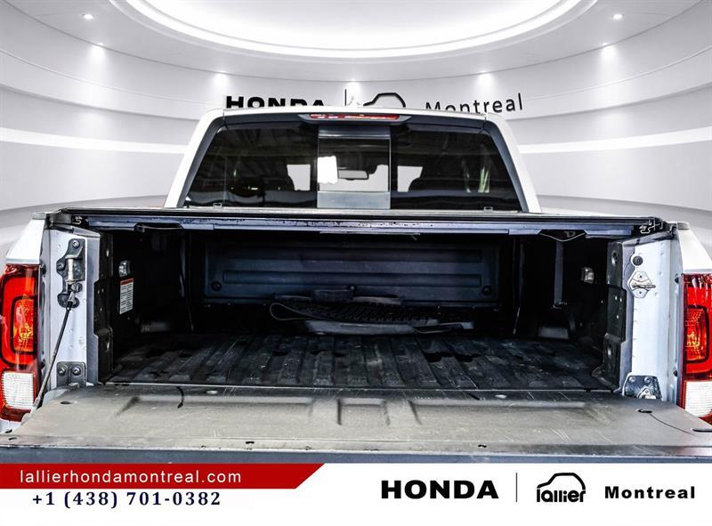 2019 Honda Ridgeline - Image 16